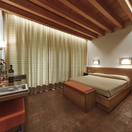 مزرعة للإقامة Pecora Vecchia - Collemassari Hospitality
