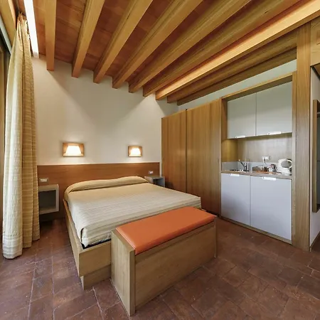 Pecora Vecchia - Collemassari Hospitality * Cinigiano